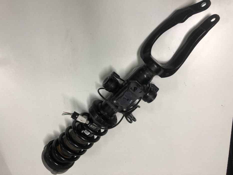 Vand Amortizor telescop stanga BMW F12 F13 F06 dynamic drive