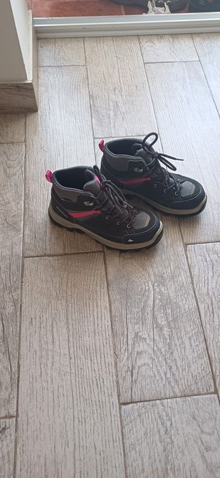 Papuci de drumetie Fete