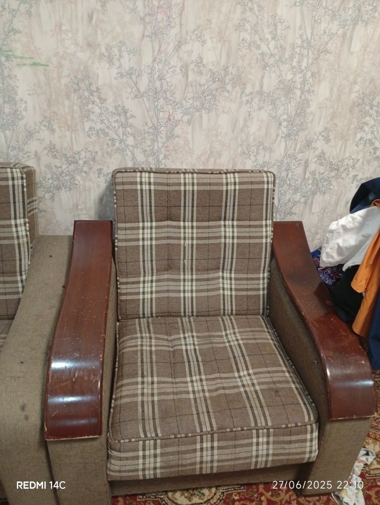 Kresla divan transformer kravat bola oladi