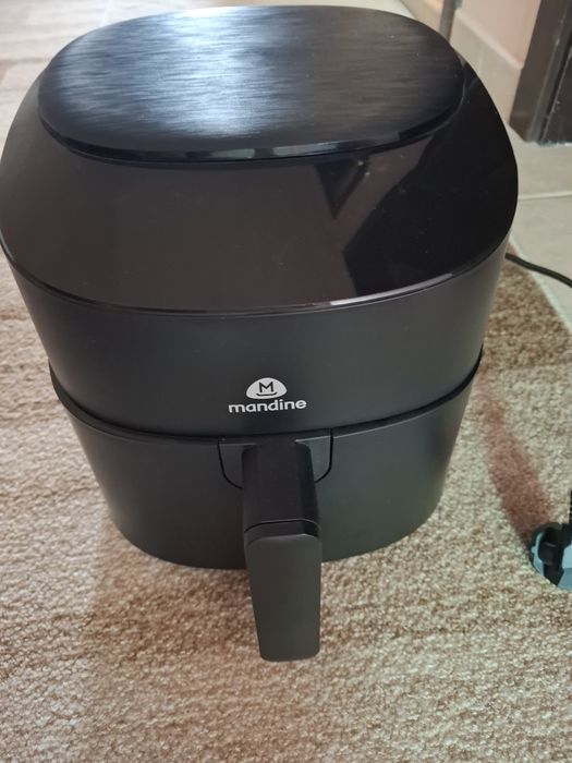 Нов air fryer Mandine