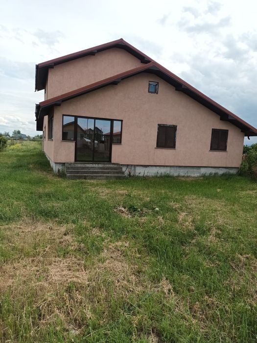 Casă de vânzare la ieșire din Focșani