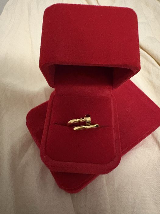 Cartier Just and Clou