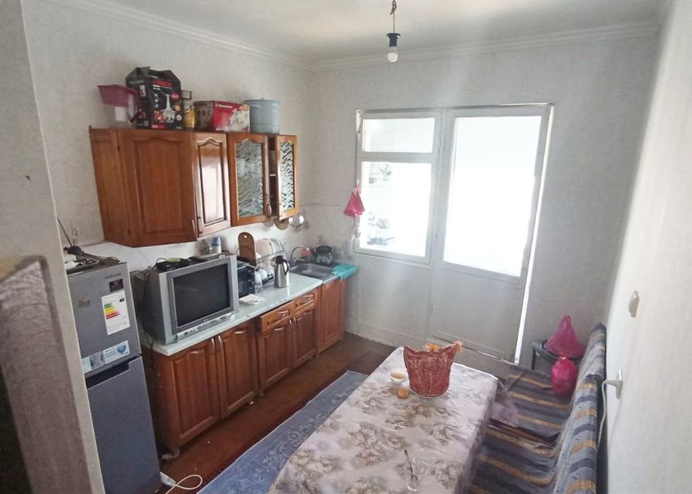 4/9/9 uy sotiladi sergeli 2 uzimizni uy 65000$ kelishamiz