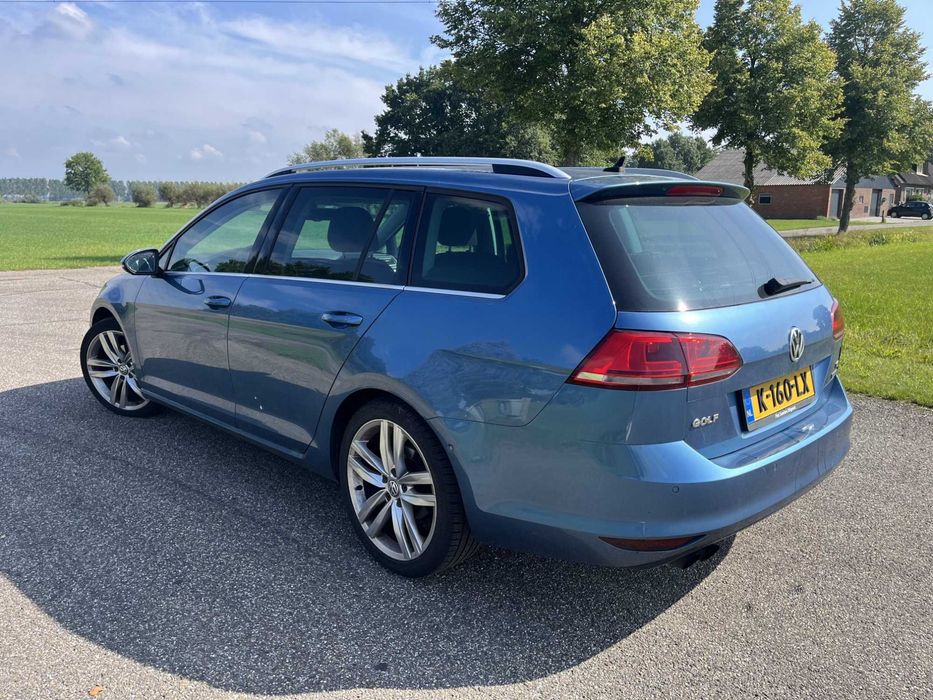 VW GOLF 7 Highline Automată Benzină RATE DIRECT cu Buletinul 640 RON