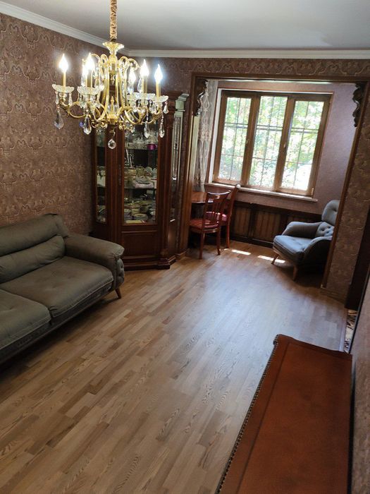 БИЙ Художники 4/3)5  78м² авторский проект.
