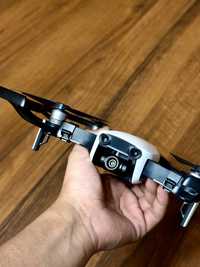 Продам дрон Квадракоптер DJI Air 4 k