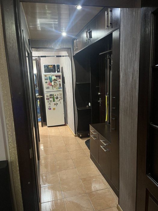 Продается квартира на Чиланзаре-13 кирпич 2/4/4