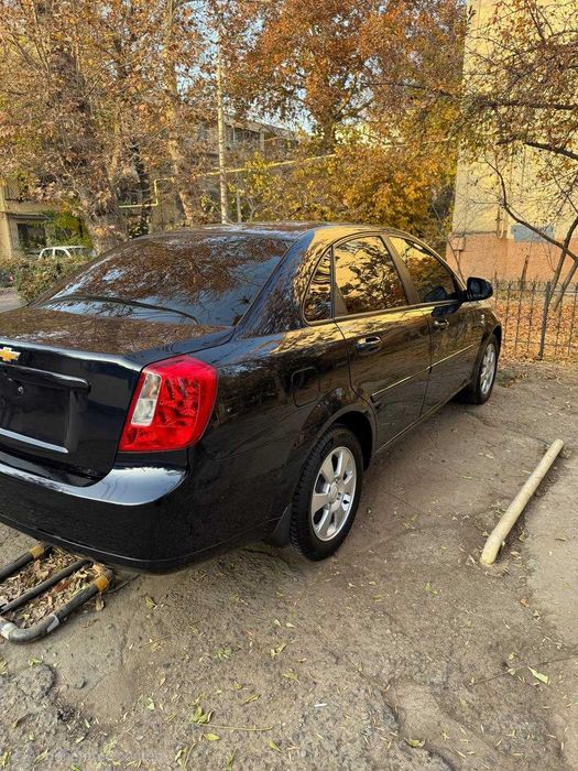 Gentra — полная комплектация 2023 г 17 800 км Хозяин — один.