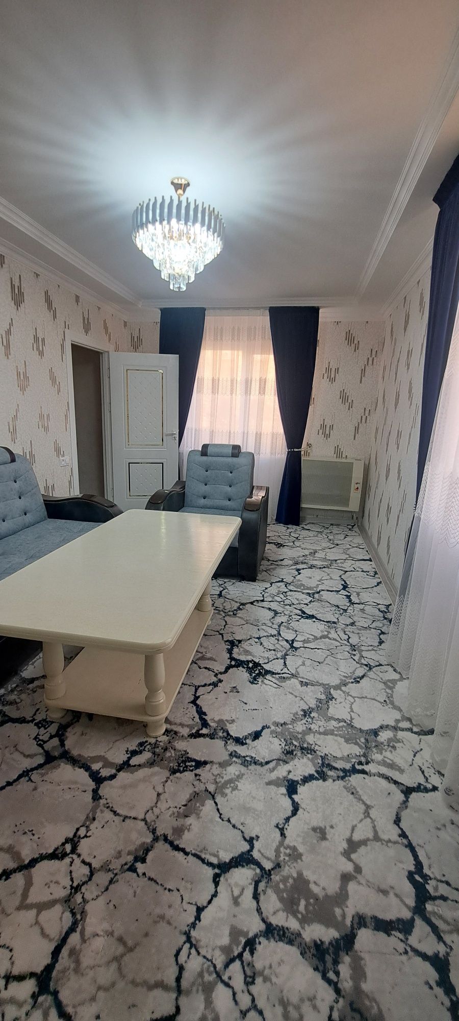 Продаётся 1комнатная квартира переделанная в 2х комнатную в кирп.доме
