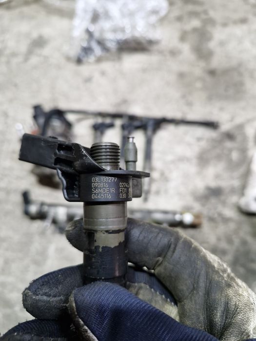 Injectoare 03L130277 vw audi 2.0 140 cai