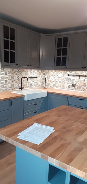 Montez ori ce tip de mobila.