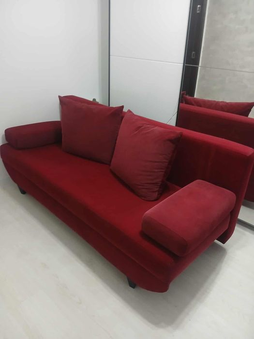 Canapea doua persoane extensibila