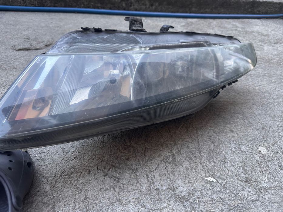 Фарове Honda Civic 8gen