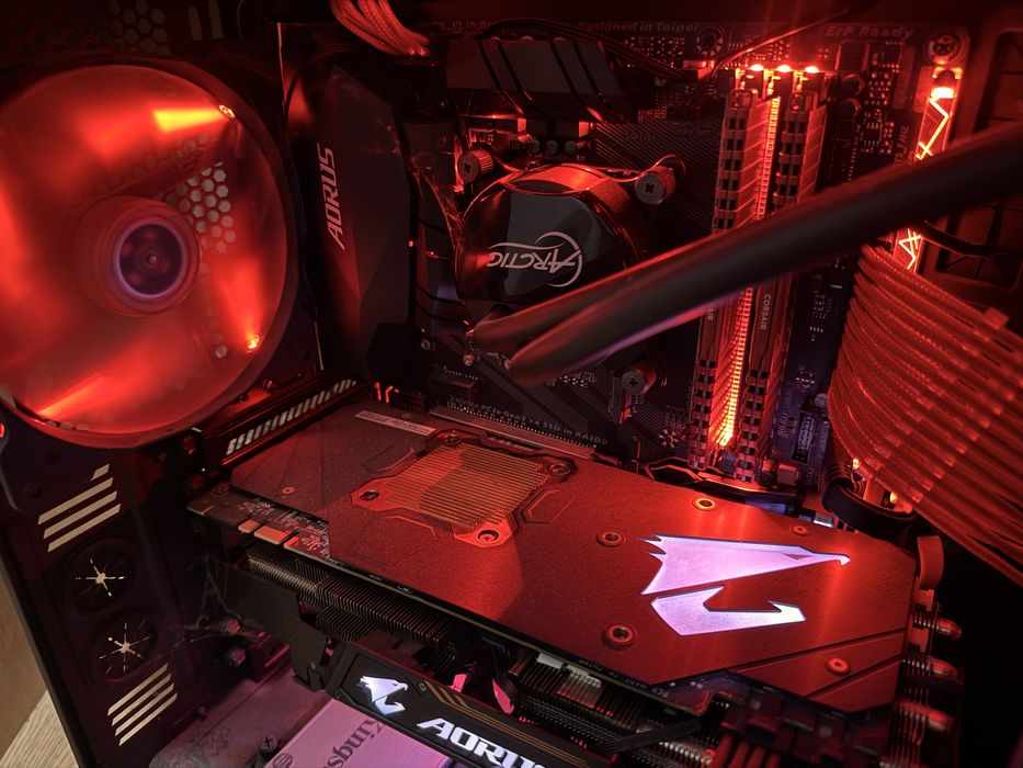 Настолен компютър i7700K / 1080 video Aorus