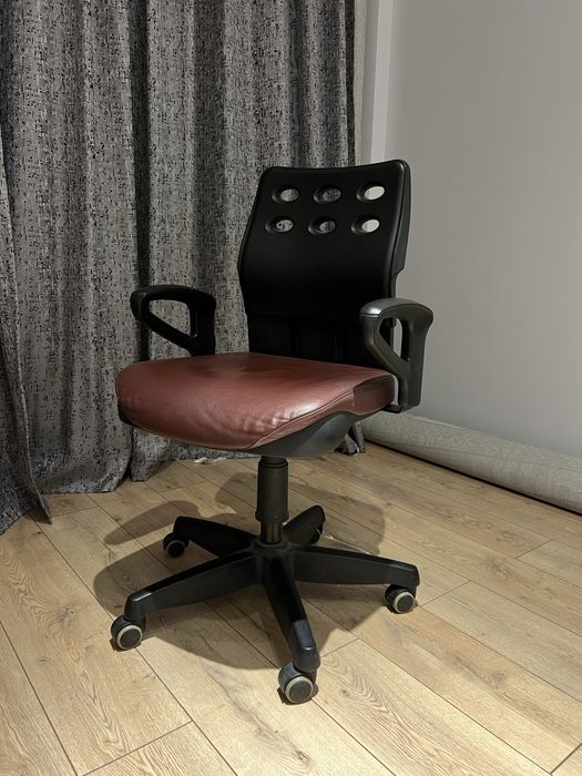 Комьютерное кресло