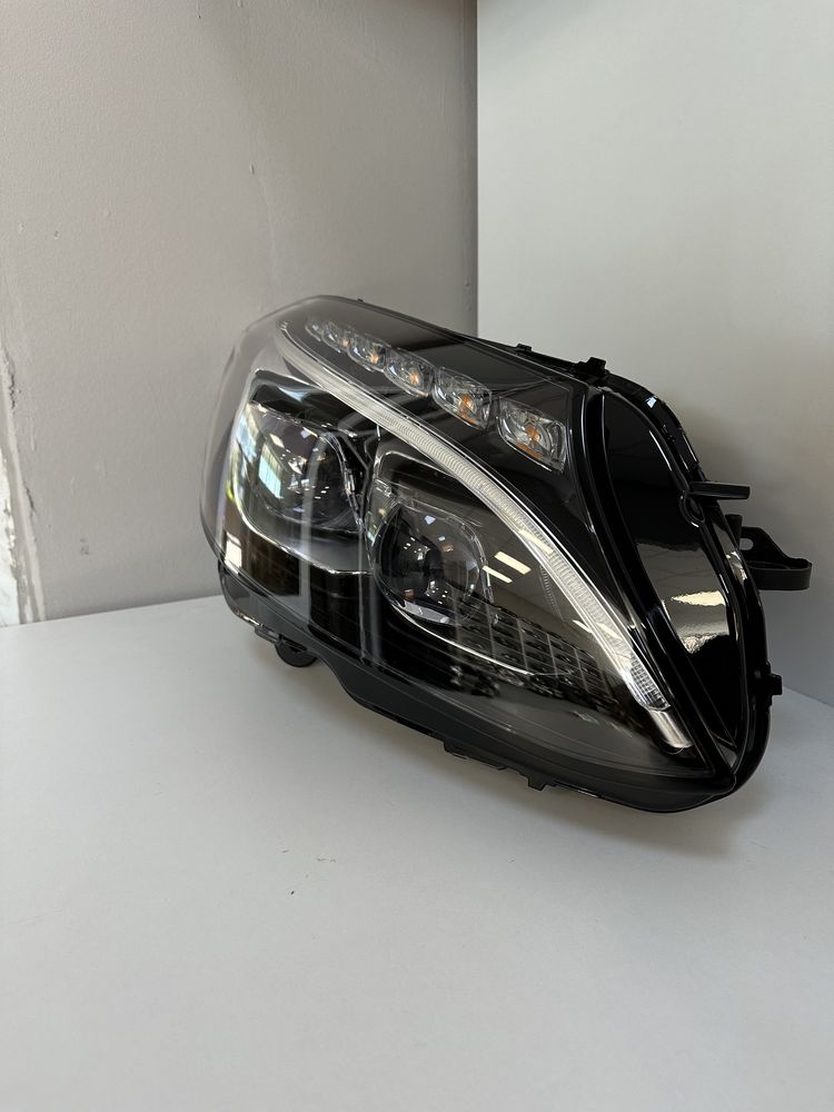 Mercedes W205 Full led USA Фар фарове десен американски