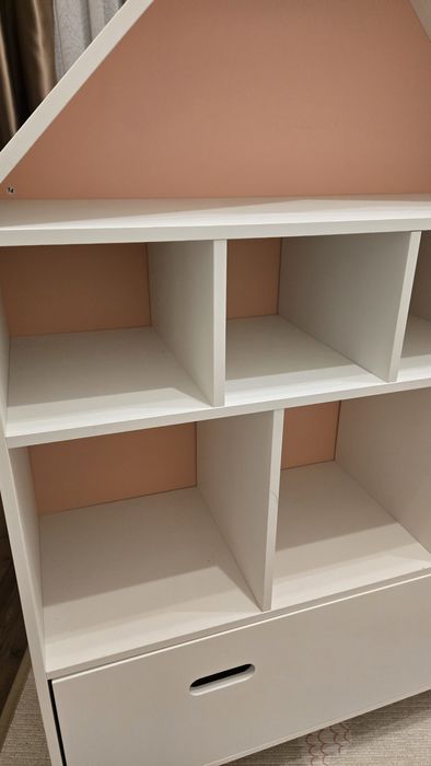 Дървена библиотека къщичка детска