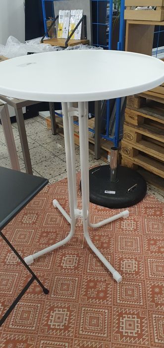 Mese inalte rotunde