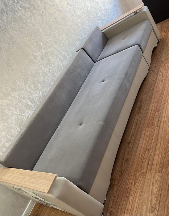 Продам диван в отличном состоянии