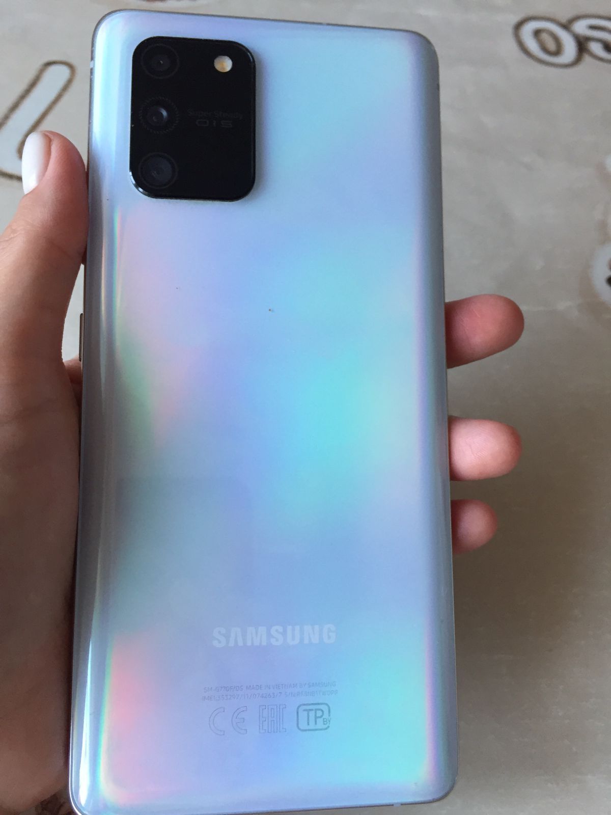 Продам Samsung S 10 lite