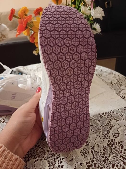 Нови дамски маратонки