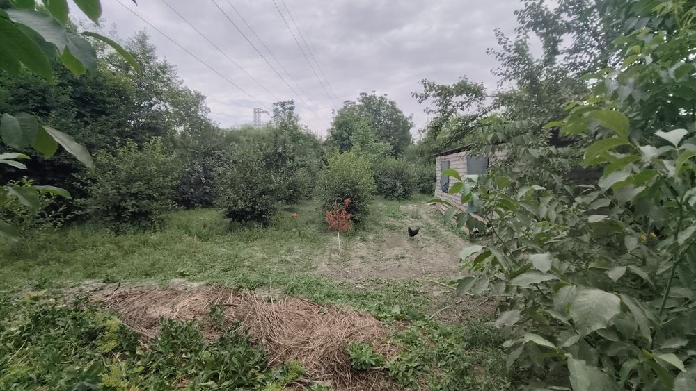 Срочно. Продаётся участок 10соток Возле дороги Юкори Чирчик  барданкул