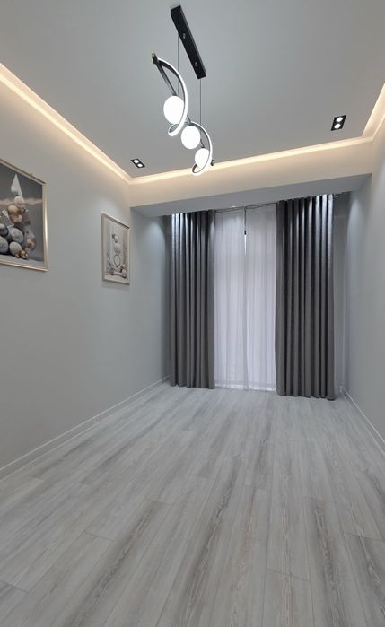 Срочно! Продажа. 3/6/10. China house.