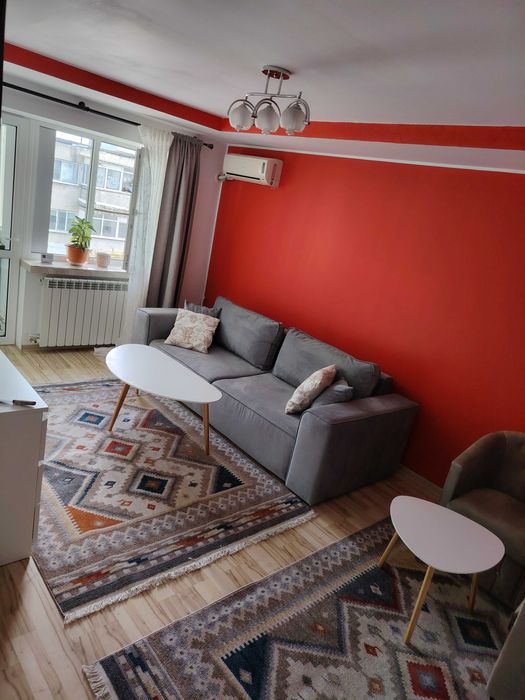 Apartament ultracentral BD unirii complet renovat.