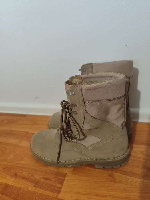 Vând bocanci combat vară