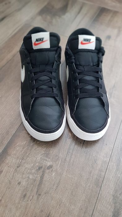 Маратонки NIKE, 41 номер