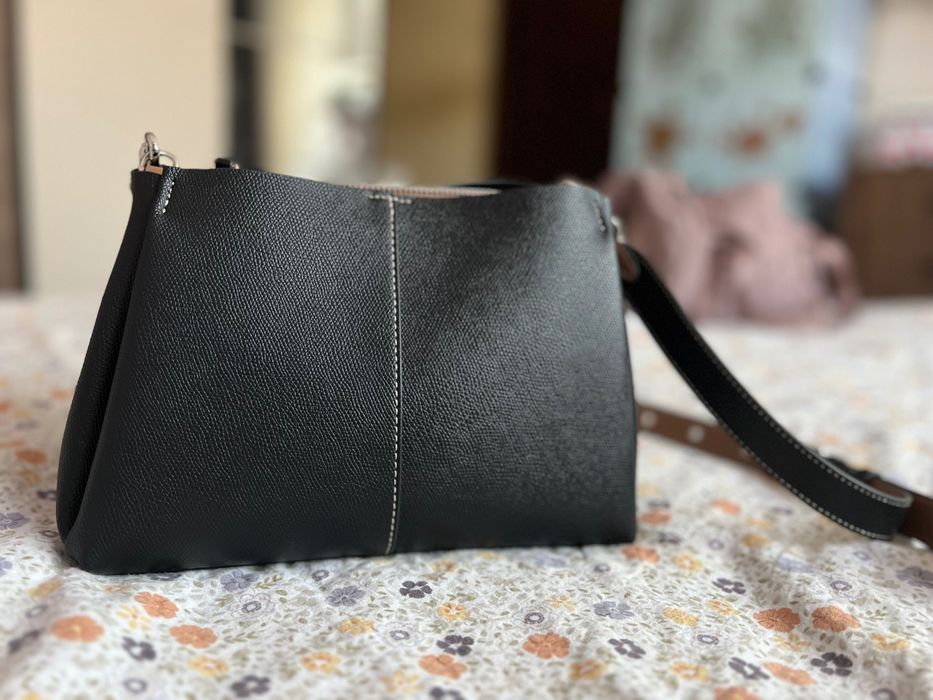 Дамска чанта тип през рамо