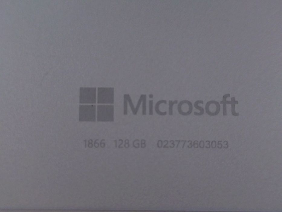 Surface Pro 7 i5, 8GB RAM, 128GB SSD - porneste dar nu booteaza