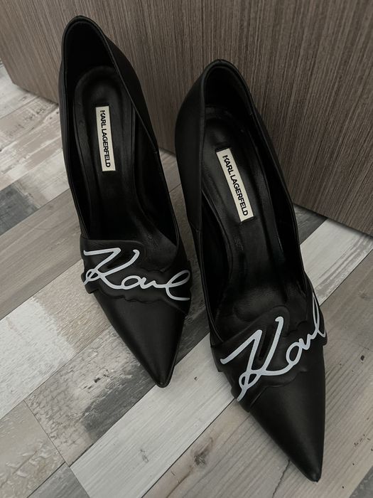 Токчета Karl Lagerfeld