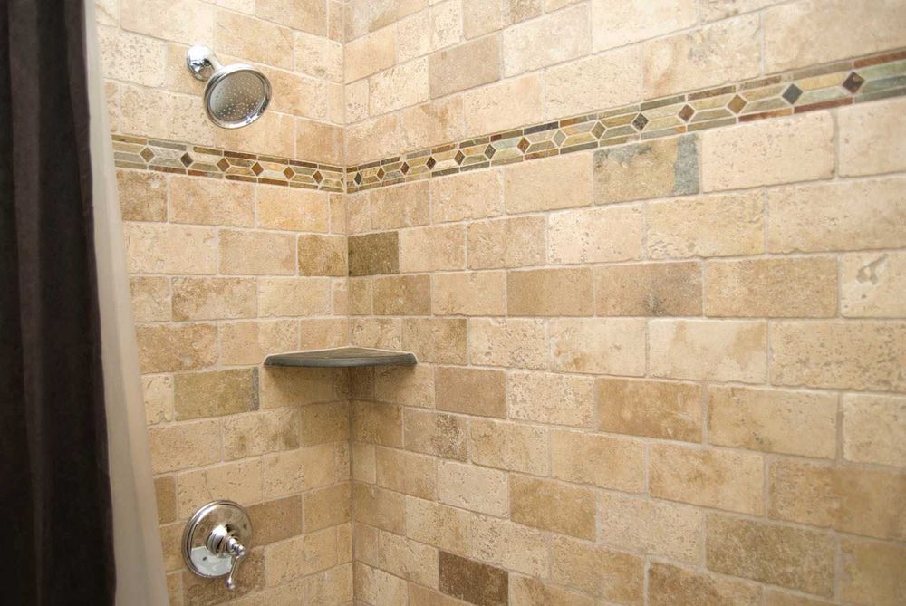 Travertin mixt chituit si periat sau antichizat 10×10cm sau 7.6×15 cm