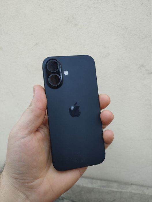 iPhone 16 128gb.