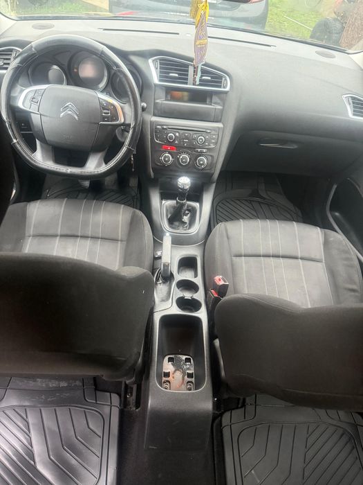 Citroen C4  2011