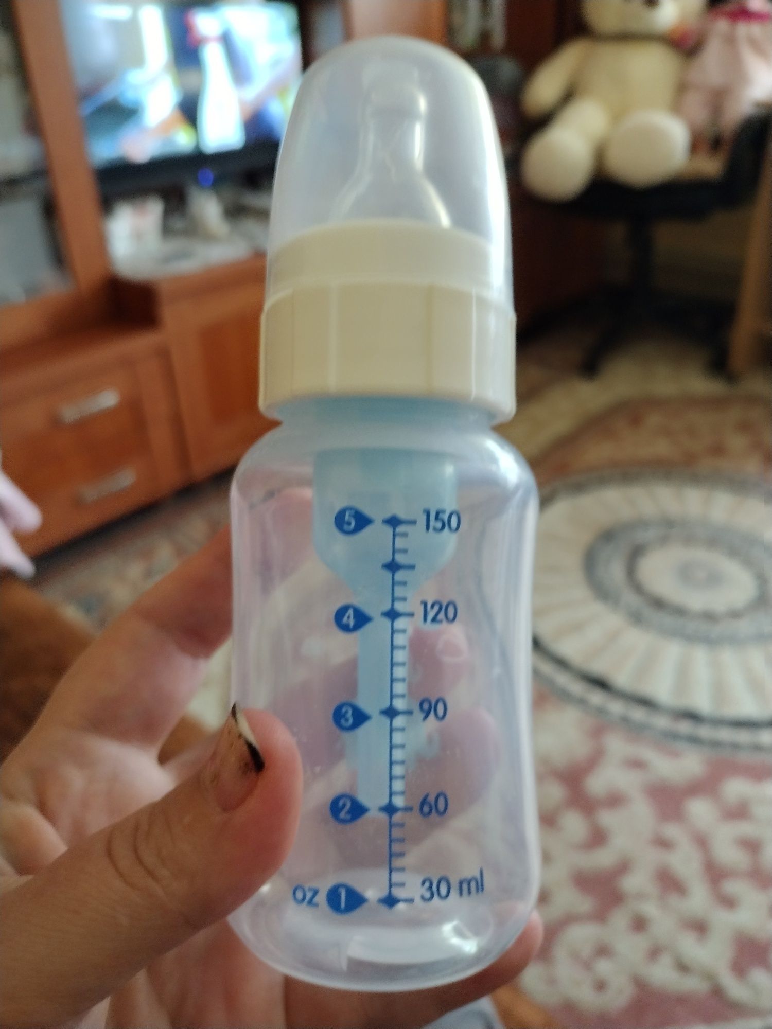 Biberoane Wee baby și tommee tippee