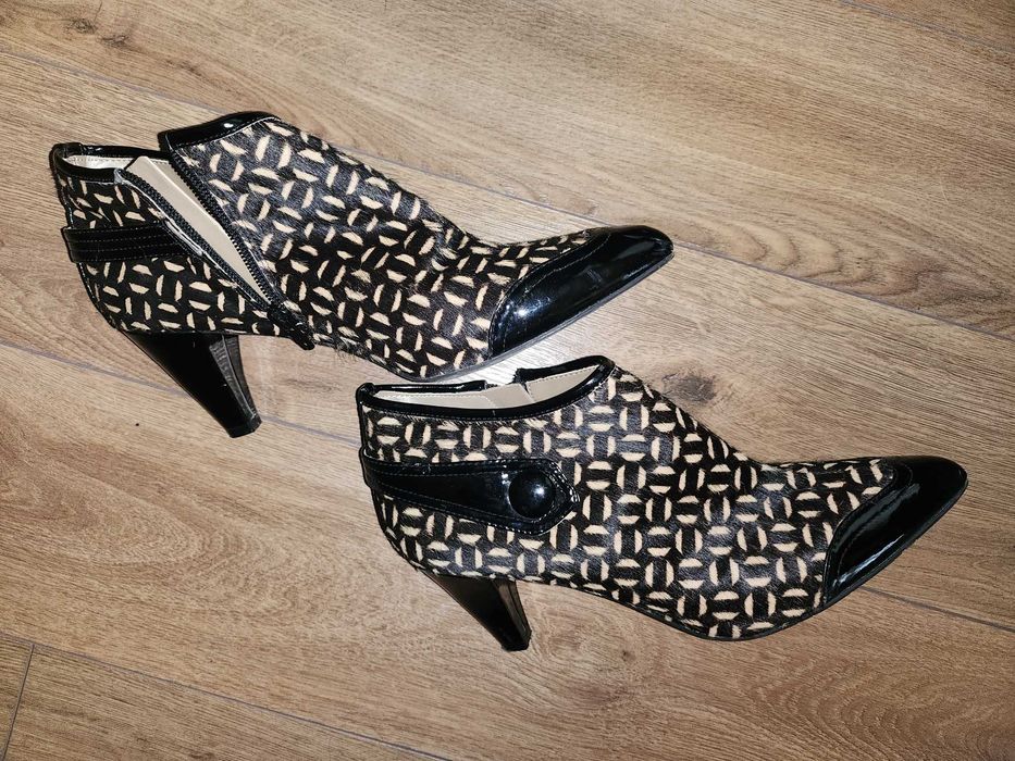 Естествена кожа с косъм дамски боти Franco Sarto 40-41 номер