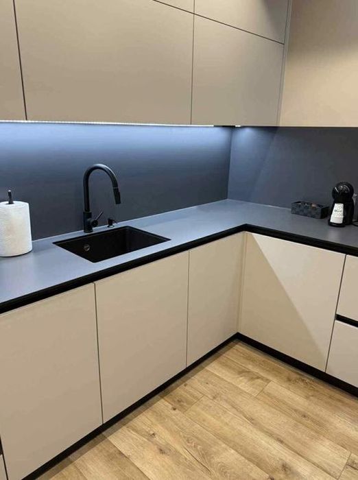 Дава се под наем Двустаен апартамент в Пловдив, Христо Смирненски - 75 кв.м за 775 € - Снимка #3