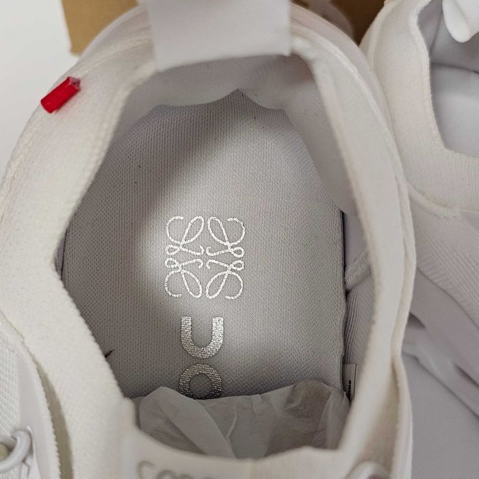 L O E W E X On Cloudtilt  44  Alb