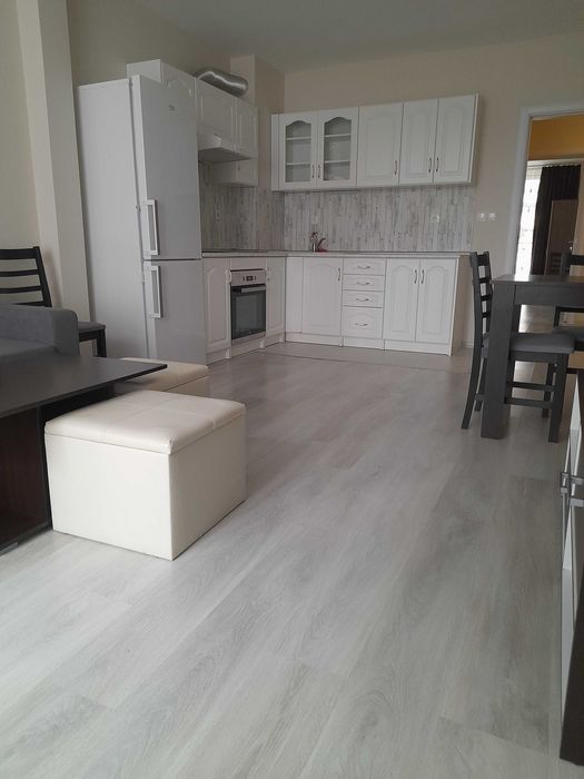 Дава се под наем Двустаен апартамент в София, Дружба 2 - 70 кв.м за 747.66 € - Снимка #1