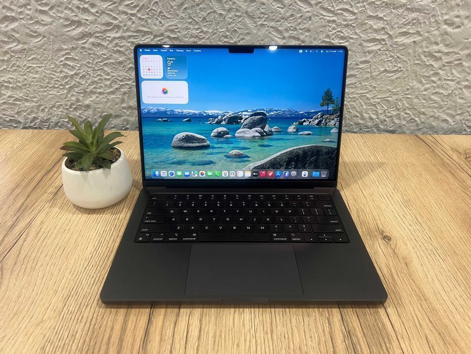Ноутбук бизнес-класса Apple MacBook Pro 14 \ M3 Pro \ 18GB \ 512SSD