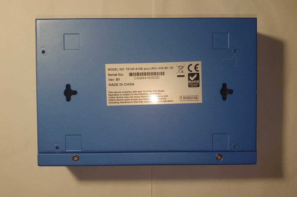 Switch Trendnet TE100-S16E plus + Router Router wireless TL-WR841N