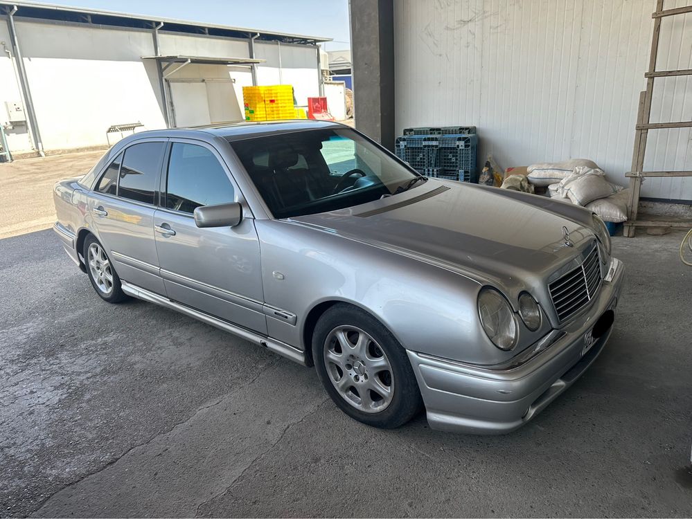 Mersedes Benz w210 avangard