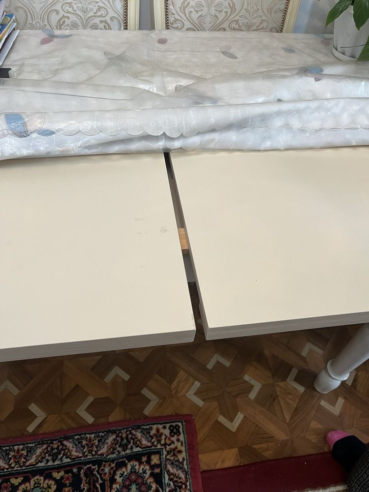 белый стол выдвижной