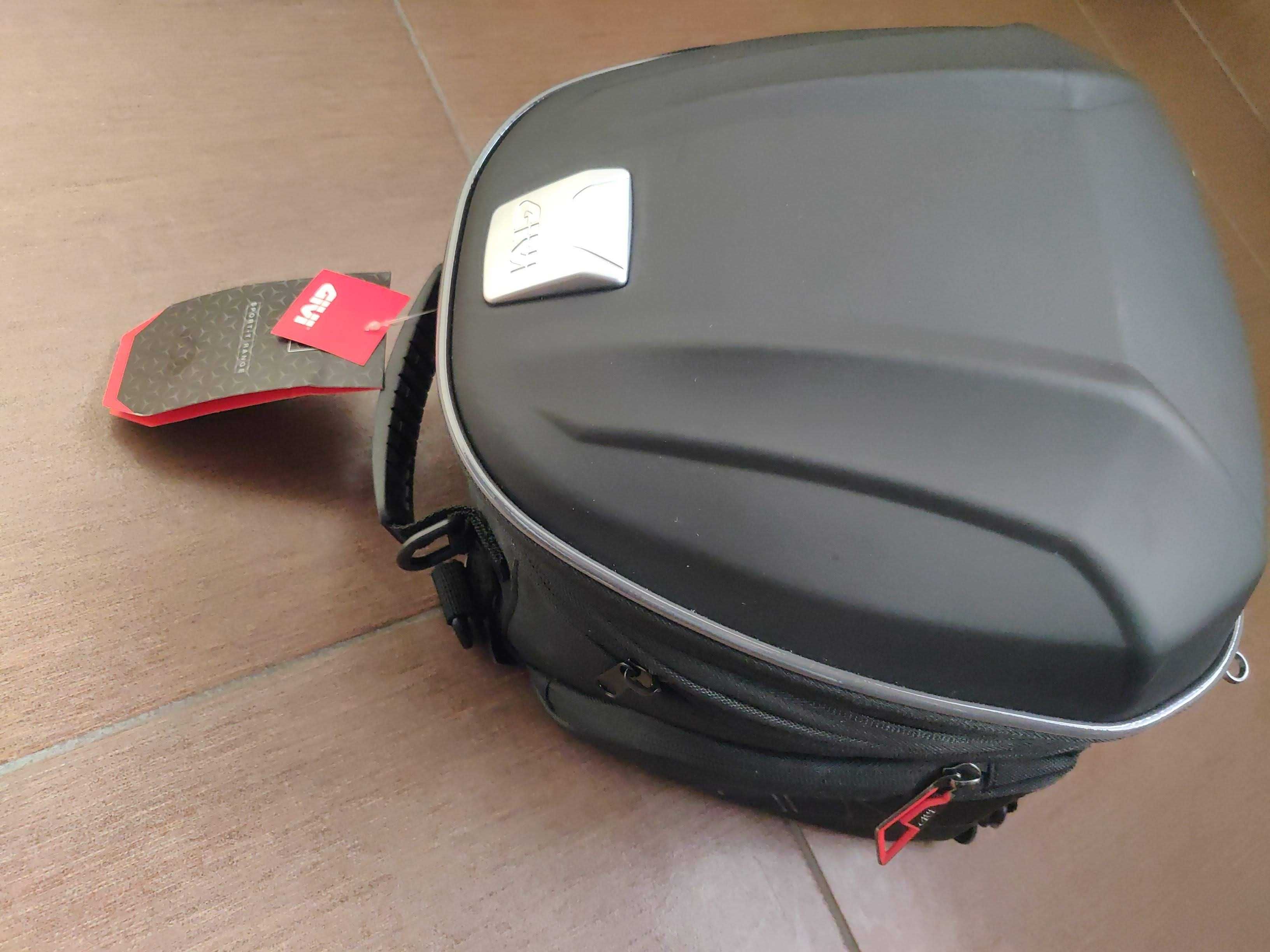 Чанта куфар мотор Givi ST607B 22LTR EXPANDABLE TAIL BAG