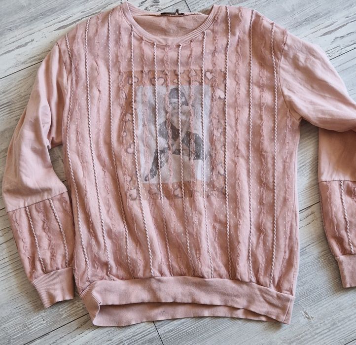 Интересни блузки с дантелени ръкави пролет/есен