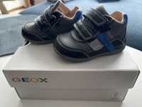 Бебешки обувки за прохождане Geox