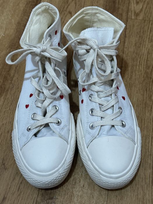 Конверсы   белые