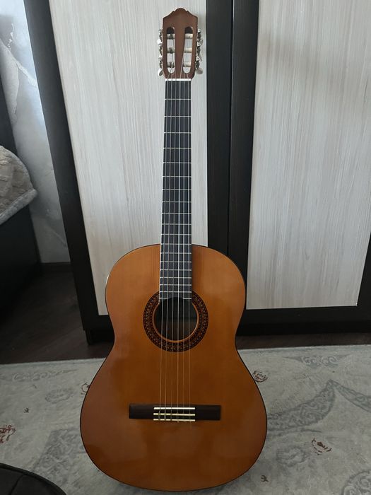 Гитара, состояние новое, нет изъян!